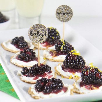 Blackberry Cream Cheese Cracker Bites